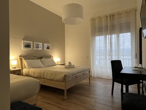 Triple Room | Premium bedding, minibar, in-room safe, desk - Garibaldi R&B (Messina)