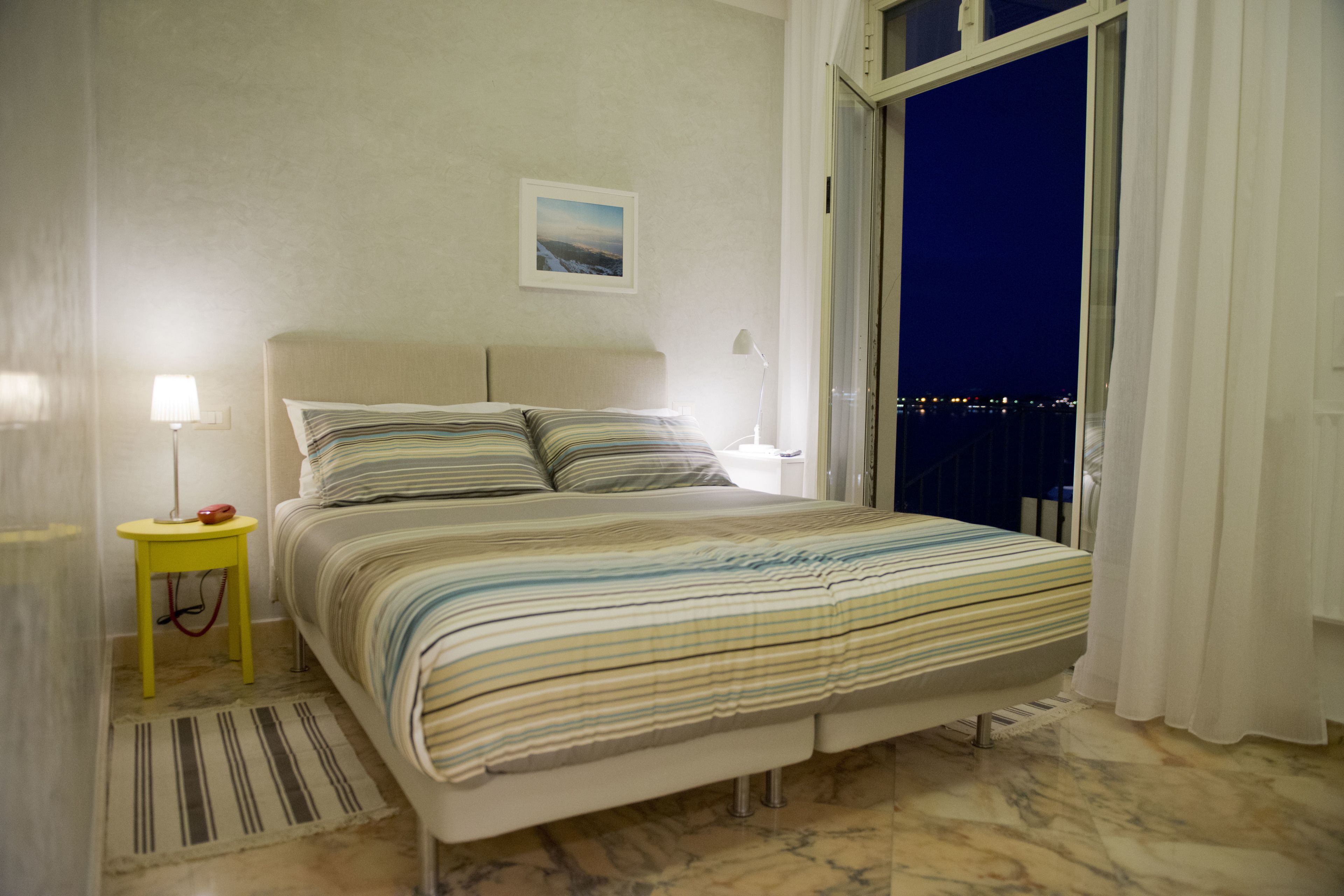 Camera doppia, vista mare | Biancheria da letto di alta qualità, minibar, una cassaforte in camera