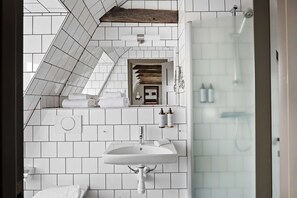 Junior Suite, 1 Queen Bed, Non Smoking (with Sofabed) | In-room safe, desk, iron/ironing board, free cribs/infant beds - Best Western Plus Hotell Nordic Lund (Lund)
