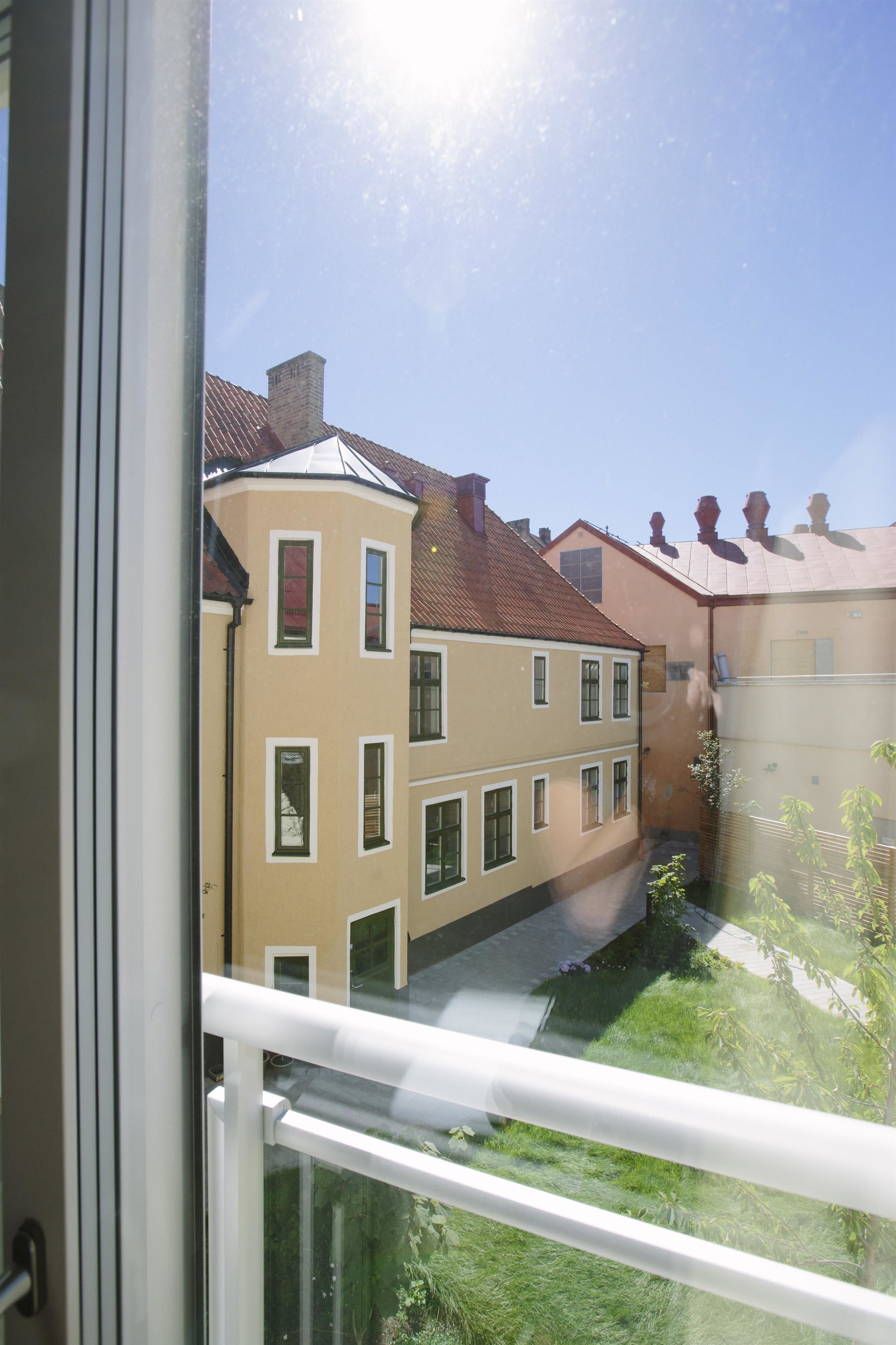 1 bedroom, in-room safe, desk, iron/ironing board