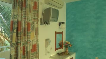 Studio | Room amenity