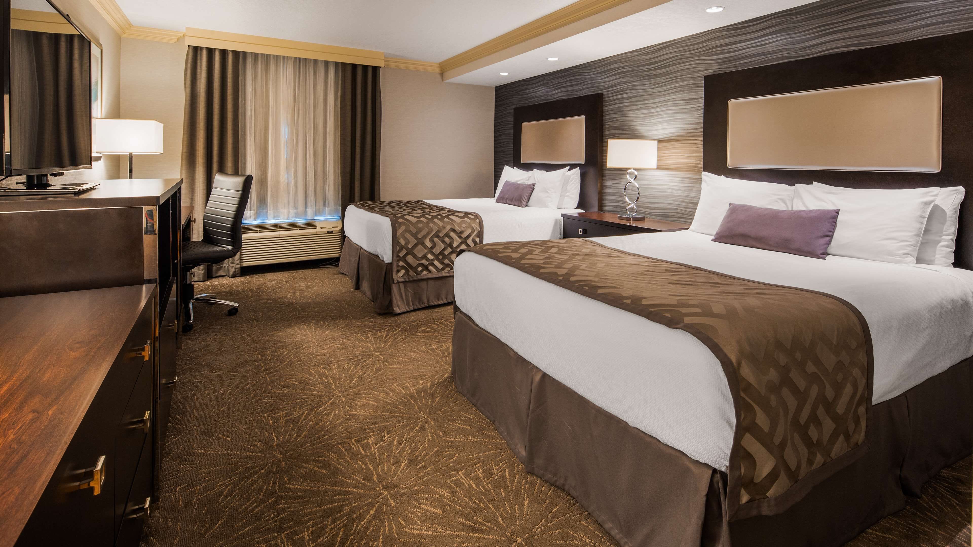 熨斗/熨衫板、摺床/加床 (收費)、免費 Wi-Fi、床單