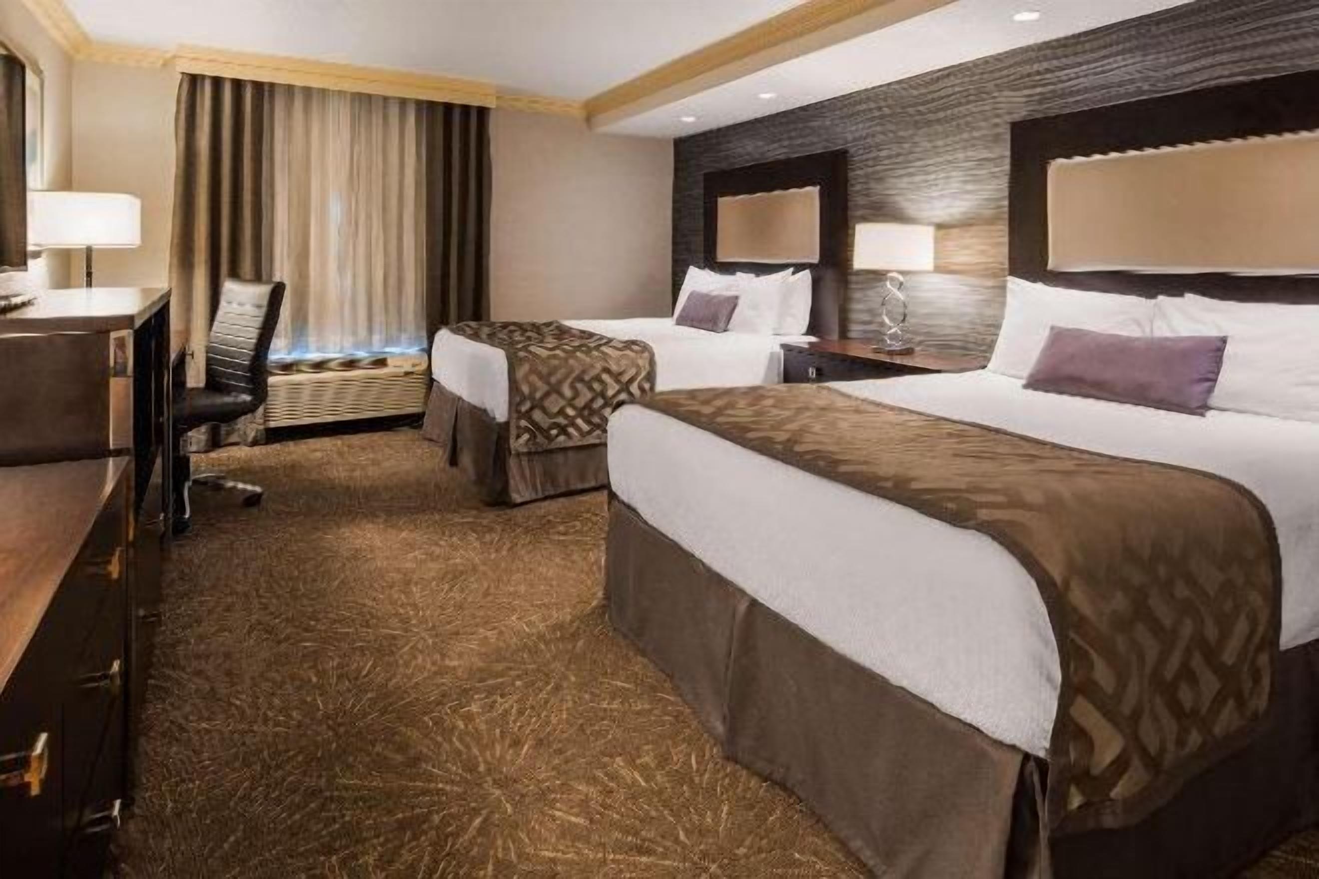 Seterika/papan seterika, katil lipat simpan/tambahan, Wi-fi percuma 