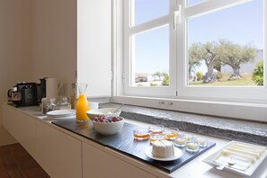 Desayuno buffet incluido todos los días