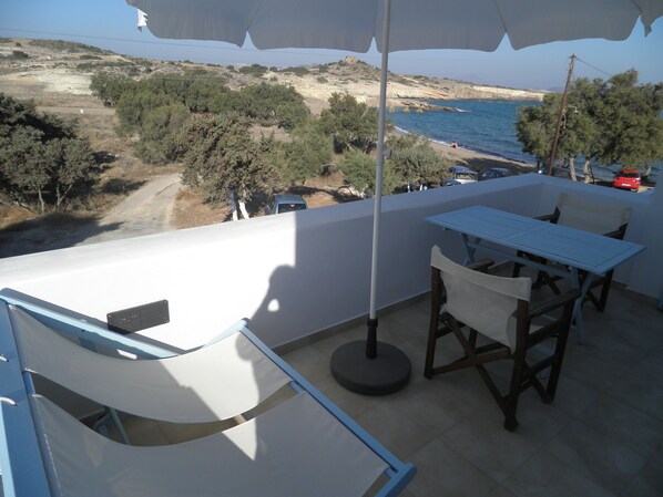 Terrace/patio - Kavalieros Studios (Milos)