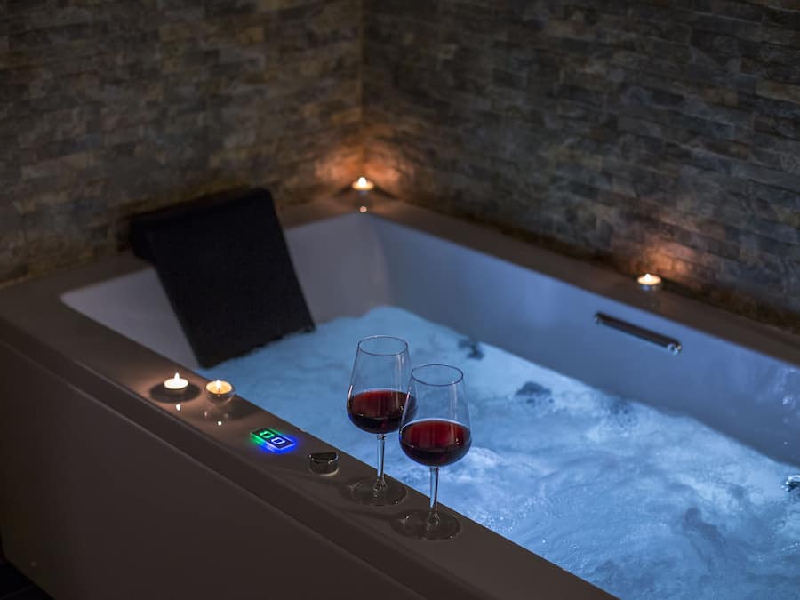Chambre Deluxe | Bain à remous intérieur