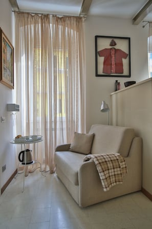 Classic Double Room (Becaa) | In-room safe, desk, laptop workspace, free WiFi - Affittacamere Dai Baracca (Riomaggiore)