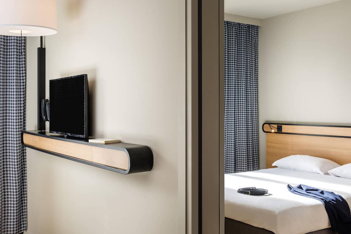 스튜디오, 더블침대 2개, 연결 가능 객실 | 책상, 방음 설비, 무료 유아용 침대, 무료 WiFi