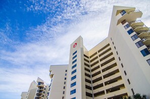 Front of property - Sunbird Suites by Royal American Beach Getaways (Panama City Beach)