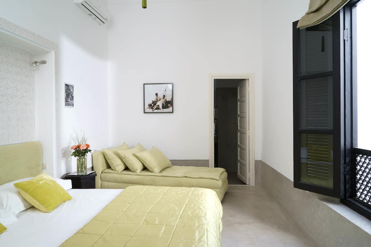 In-room safe, cribs/infant beds, rollaway beds, free WiFi