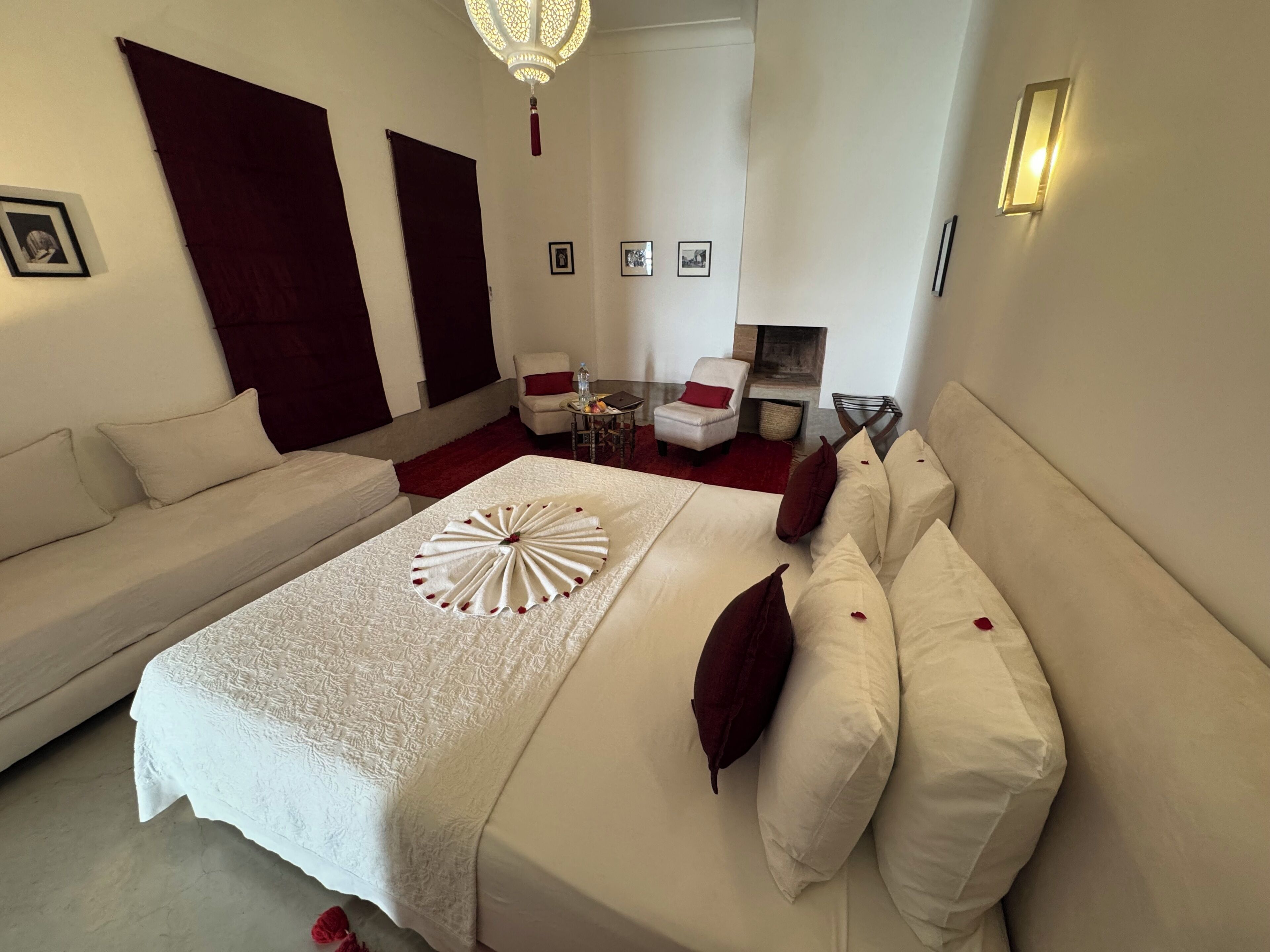 Luxury Suite | Peti besi dalam bilik, katil bayi/kot (surcaj) 