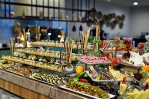 Buffet - Grifid Hotel Vistamar - Ultra All Inclusive (Golden Sands)