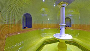 Sauna, boblebad, dampbad, tyrkisk bad/hammam, kropsbehandlinger