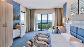 Standard Double Room, Partial Sea View (Free Aquapark Access) | Free minibar, desk, free cots/infant beds, free WiFi
