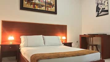 Laptop workspace, free WiFi, bed sheets