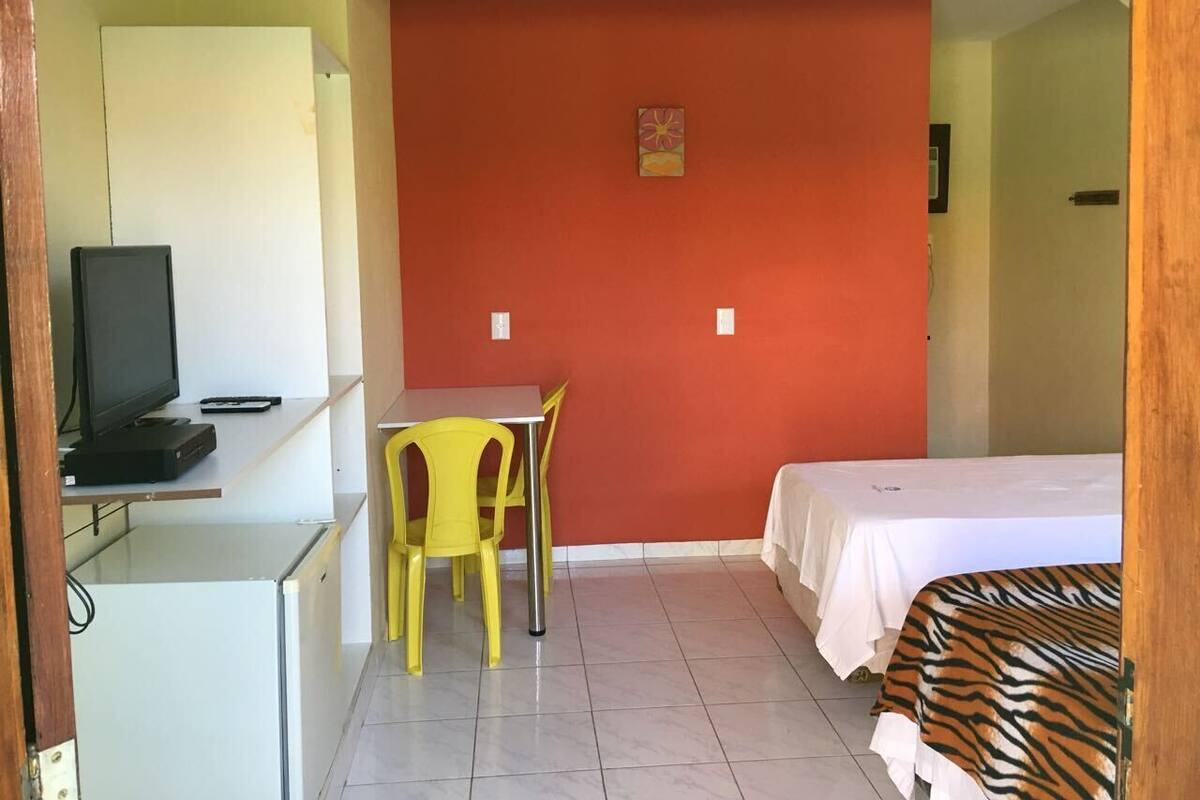 Triple Room | Minibar, iron/ironing board (on request), WiFi (free), bed sheets