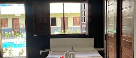 Minibar, iron/ironing board, free WiFi, bed sheets