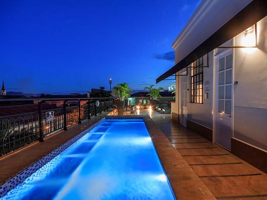 Seasonal outdoor pool