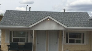 Cabin, Kitchen | Exterior - Fort Motel (Fort Macleod)