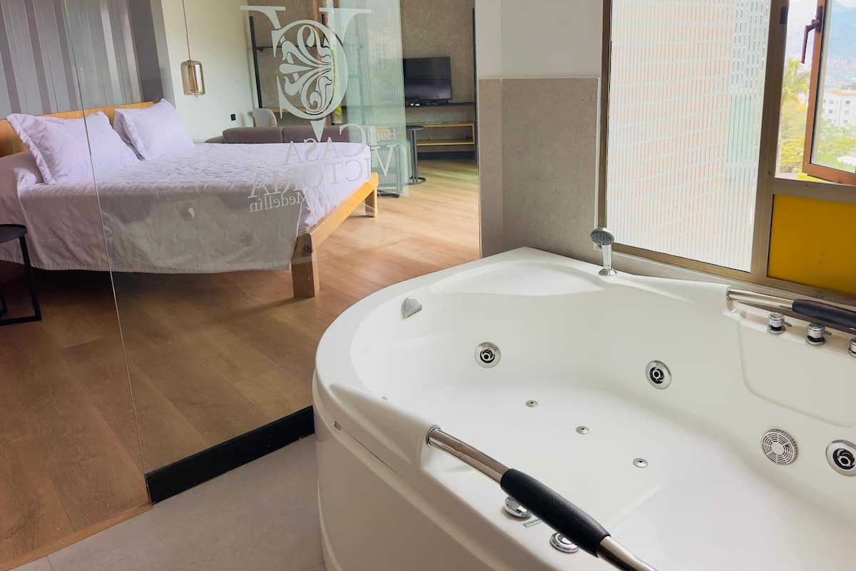 Suite júnior | Bany | Assecador de cabells, bidet i tovalloles