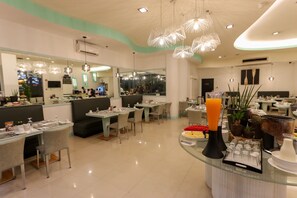 Lunch and dinner served, Japanese cuisine