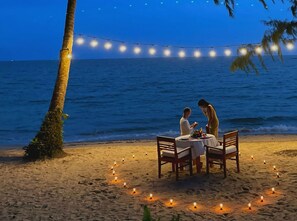 Breakfast, lunch and dinner served - Bamboo Cottages (Phu Quoc)