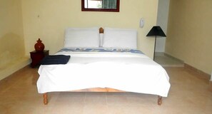 1 bedroom, in-room safe, desk, free cots/infant beds
