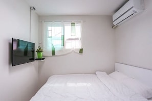 Double Ensuite | Free WiFi, bed sheets