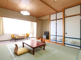 Caja de seguridad en la habitación y escritorio 