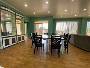 Suite Deluxe | Comedor