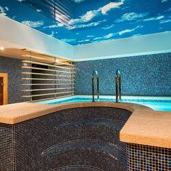 Bain à remous intérieur