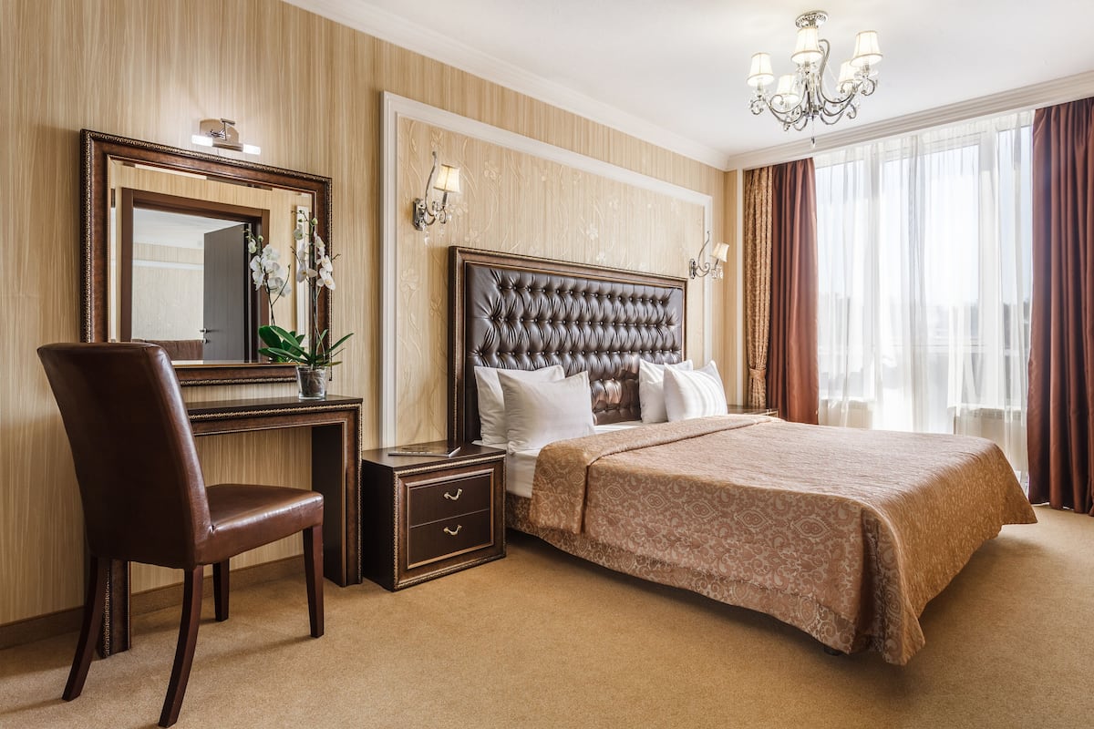 1 bedroom, minibar, in-room safe, desk