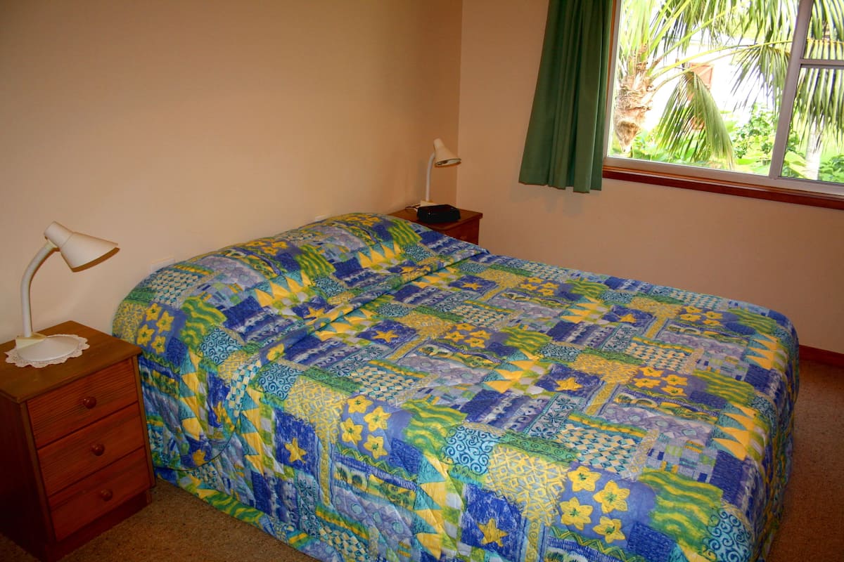 Cunas, wifi y ropa de cama