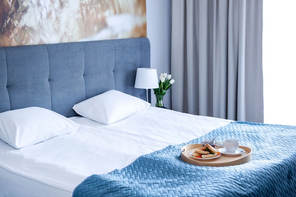 Premium Double or Twin Room | In-room safe, desk, iron/ironing board, free WiFi