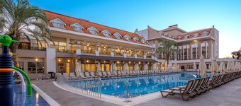 Side Story Resort & Spa