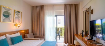 Side Story Resort & Spa