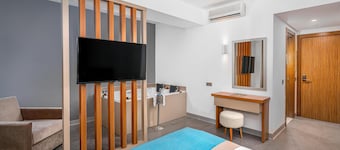 Side Story Resort & Spa