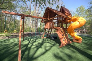 室外兒童遊樂區