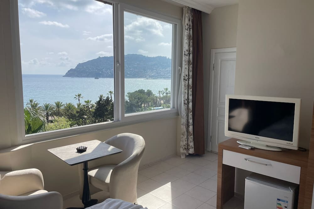 Rosella Hotels