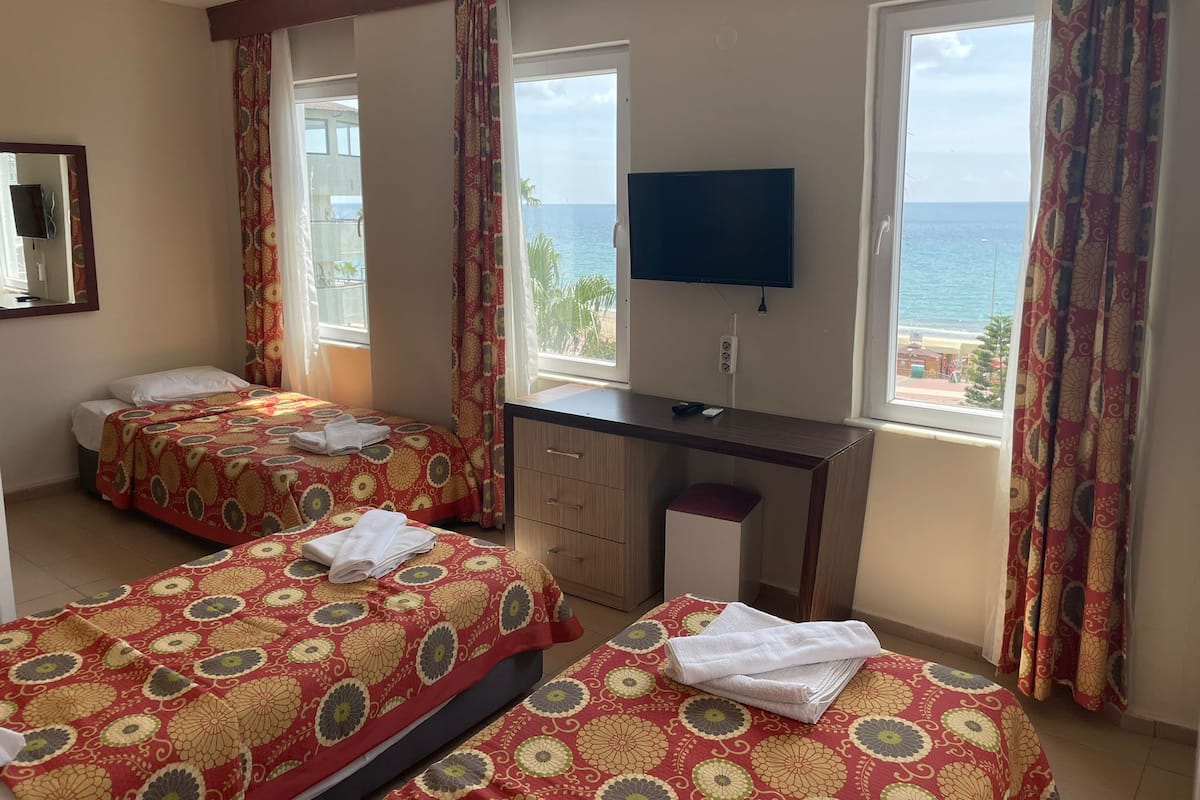Chambre Triple Standard | Bureau, Wi-Fi