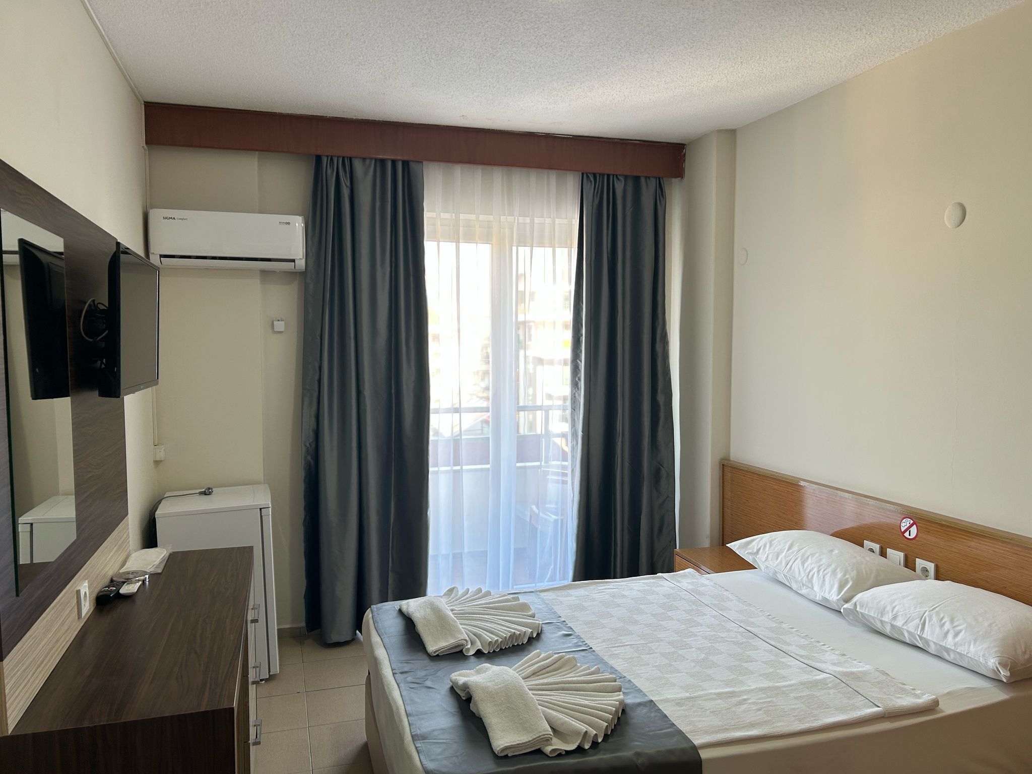Standard Room | Desk, WiFi
