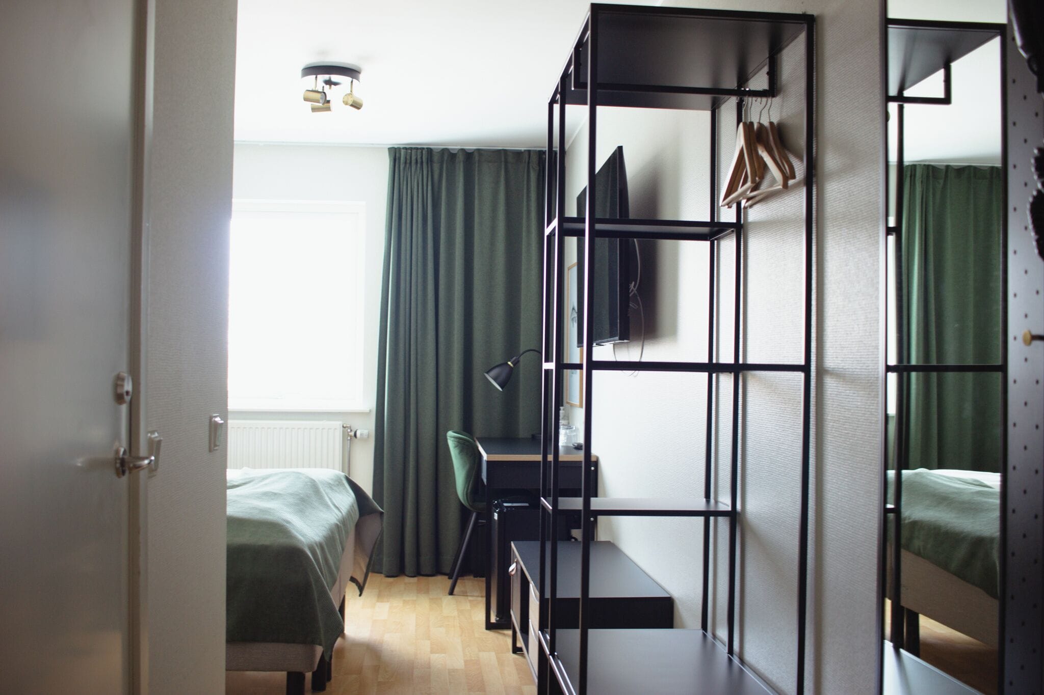 double room | bathroom | shower, hair dryer, towels