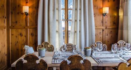 Hotel Le Grand Chalet Favre