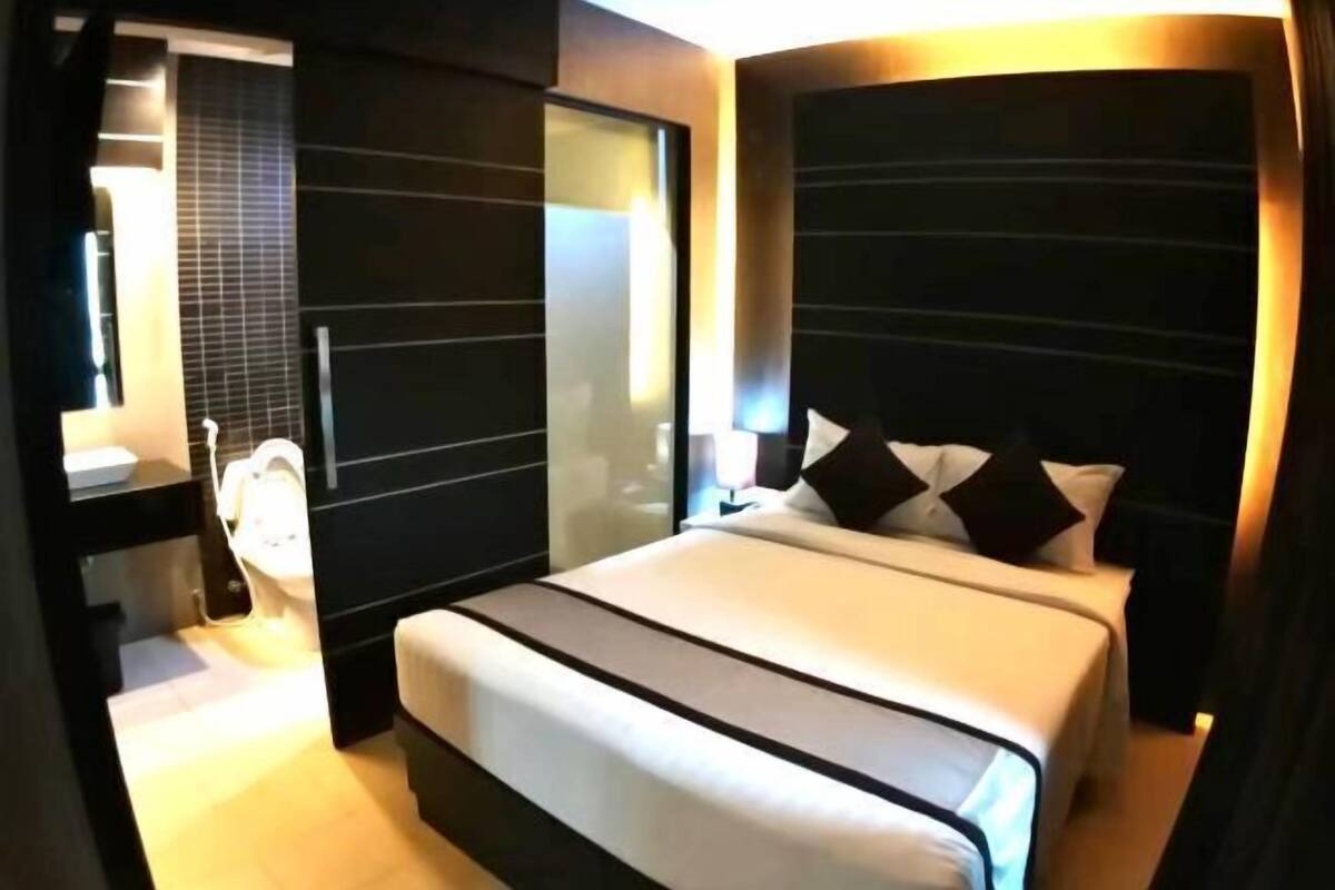 1 dormitorio, decoración individual, cortinas opacas