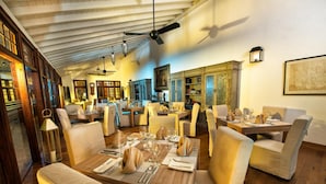 Unclassified image, 5 of 87, button - D Pavilion Boutique Hotel (Colombo)