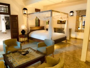 In-room safe, iron/ironing board, free WiFi - D Pavilion Boutique Hotel (Colombo)