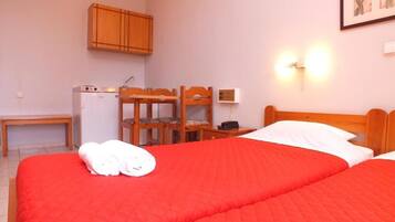 In-room safe, iron/ironing board, cribs/infant beds, rollaway beds