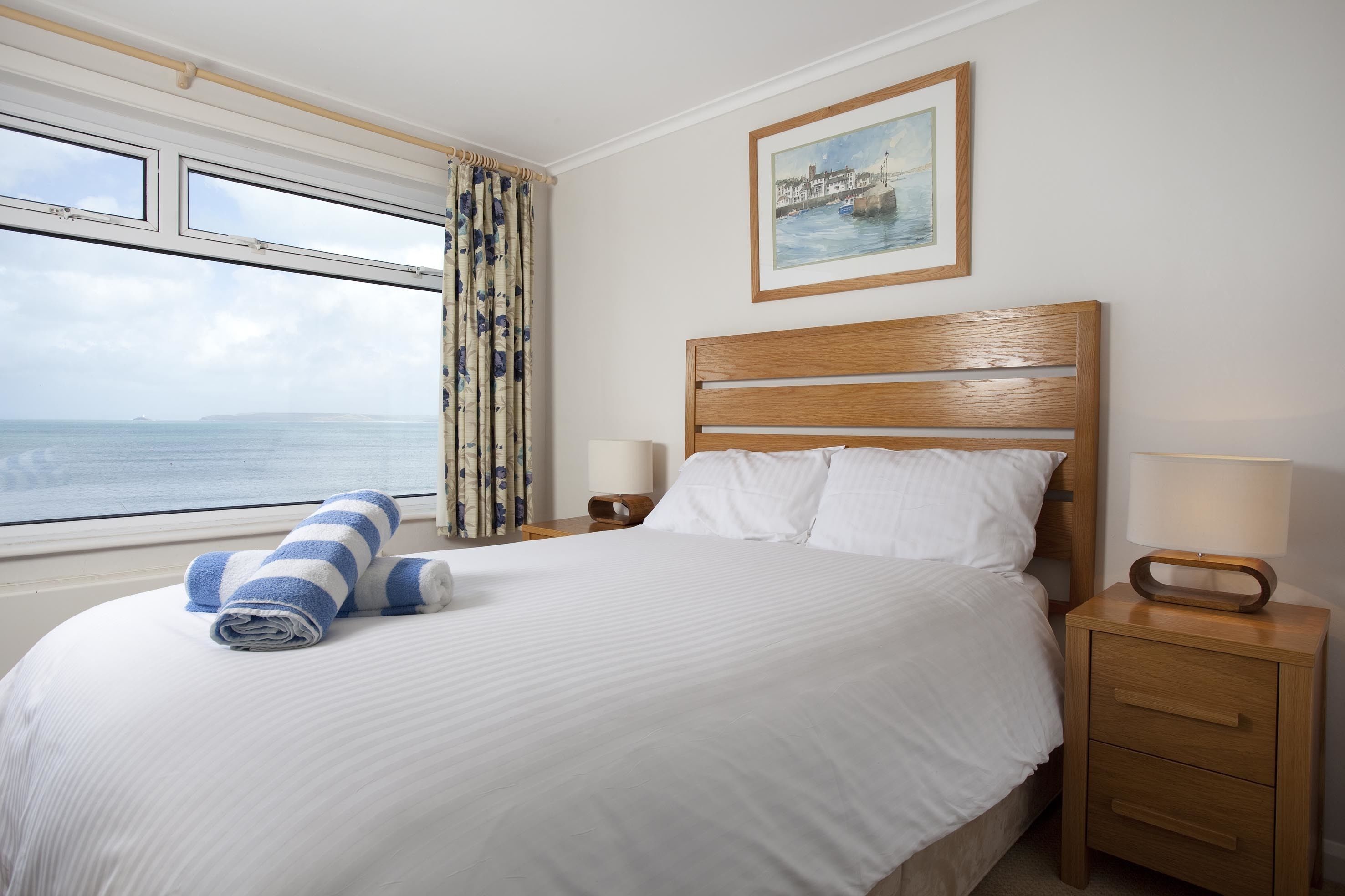 classic double room, sea view | desk, iron/ironing board, free wifi, bed sheets