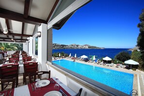 Breakfast, lunch and dinner served - Mirage Family Club - All Inclusive (Bodrum)
