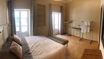 Basic Apartment, 2 Bedrooms, Private Bathroom | Soundproofing, free WiFi, bed sheets